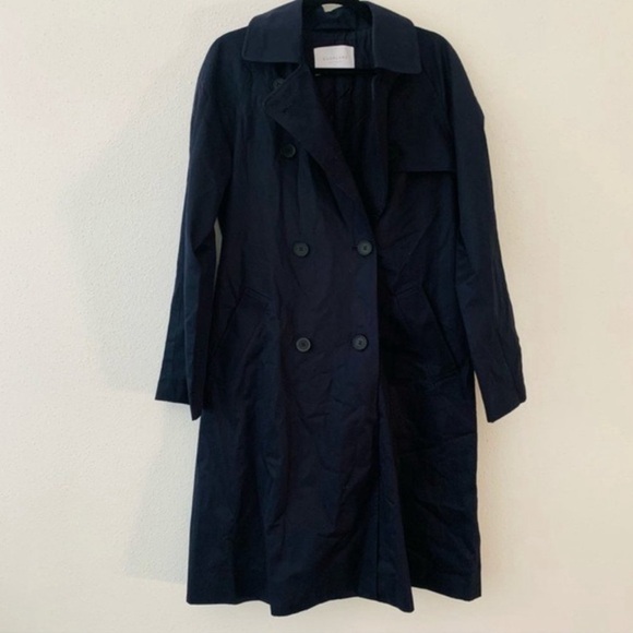 Everlane Modern Trench Drape Coat in Navy - Picture 6 of 8